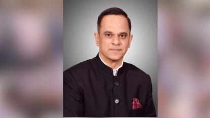 वी. श्रीनिवास