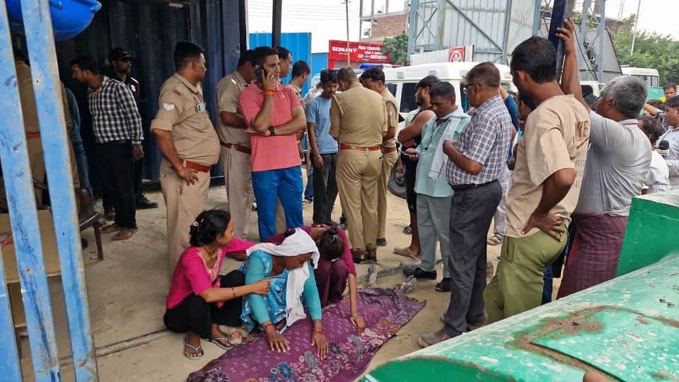 Vrindavan Mall accident Three workers died in accident at under-construction Omaxe Courtyard Mall
