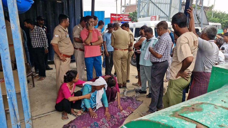 Vrindavan Mall accident Three workers died in accident at under-construction Omaxe Courtyard Mall
