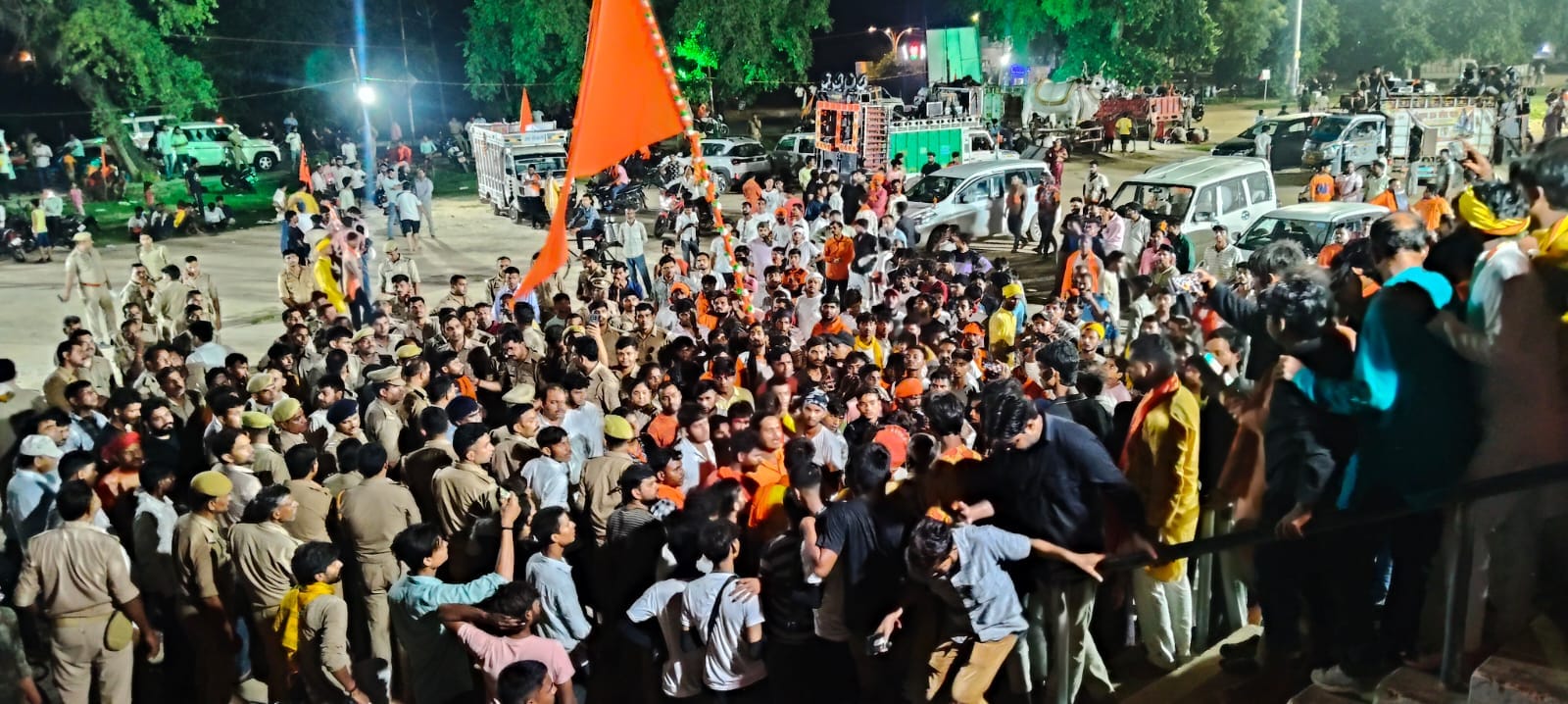 कन्नौज में कांवड़ियों का हंगामा