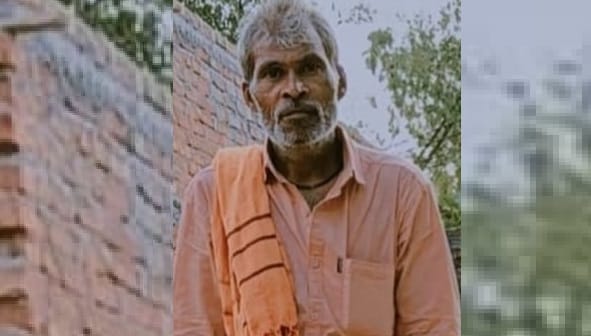Banda Labourer body found after 18 hours he had slipped while transplanting paddy and drowned in deep water