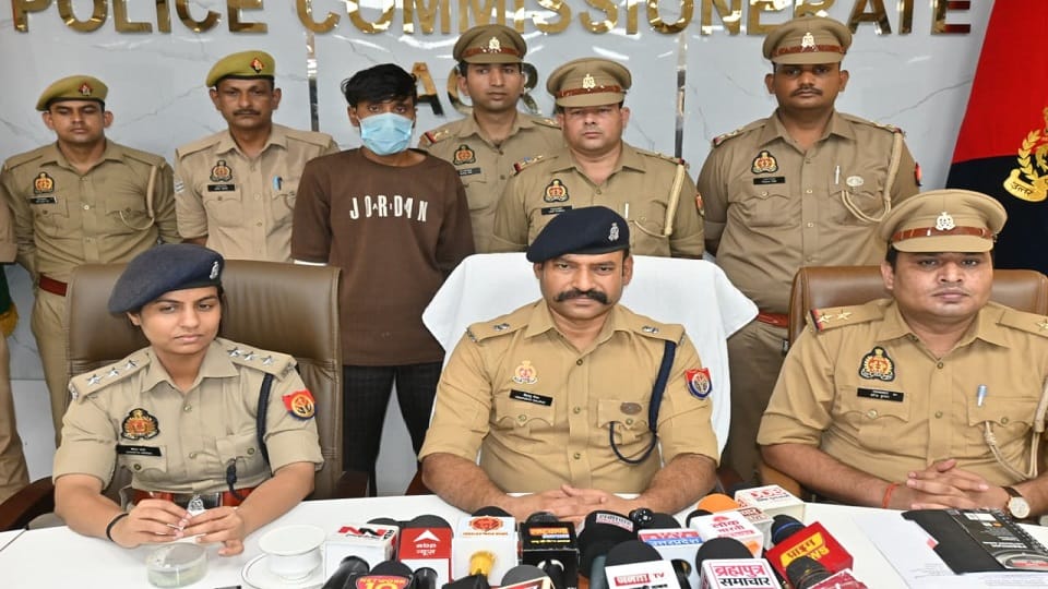 Police seized cannabis worth 51 lakh in Agra