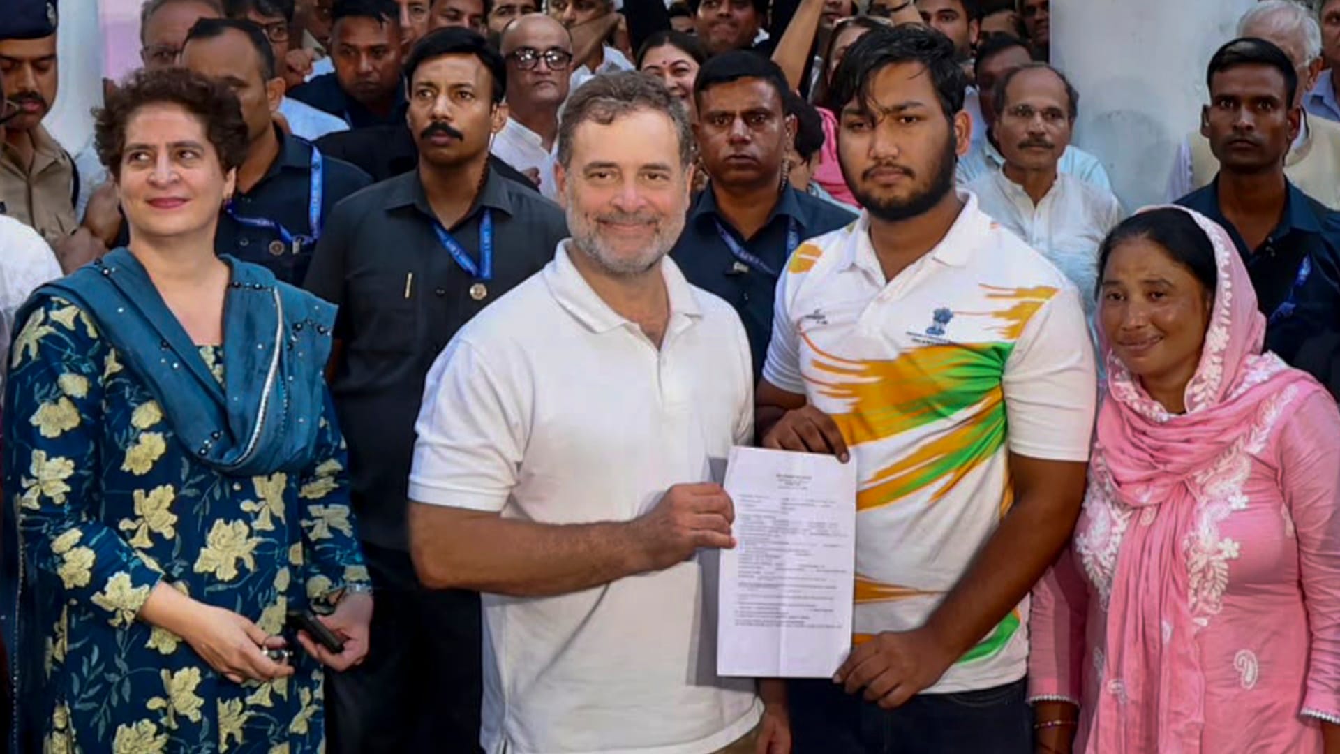 sahil lochab visit police station daily Rahul gandhi turned the game by FIR