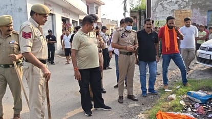 Body of newborn found in garbage at Dhauliya, Bari Brahmana.