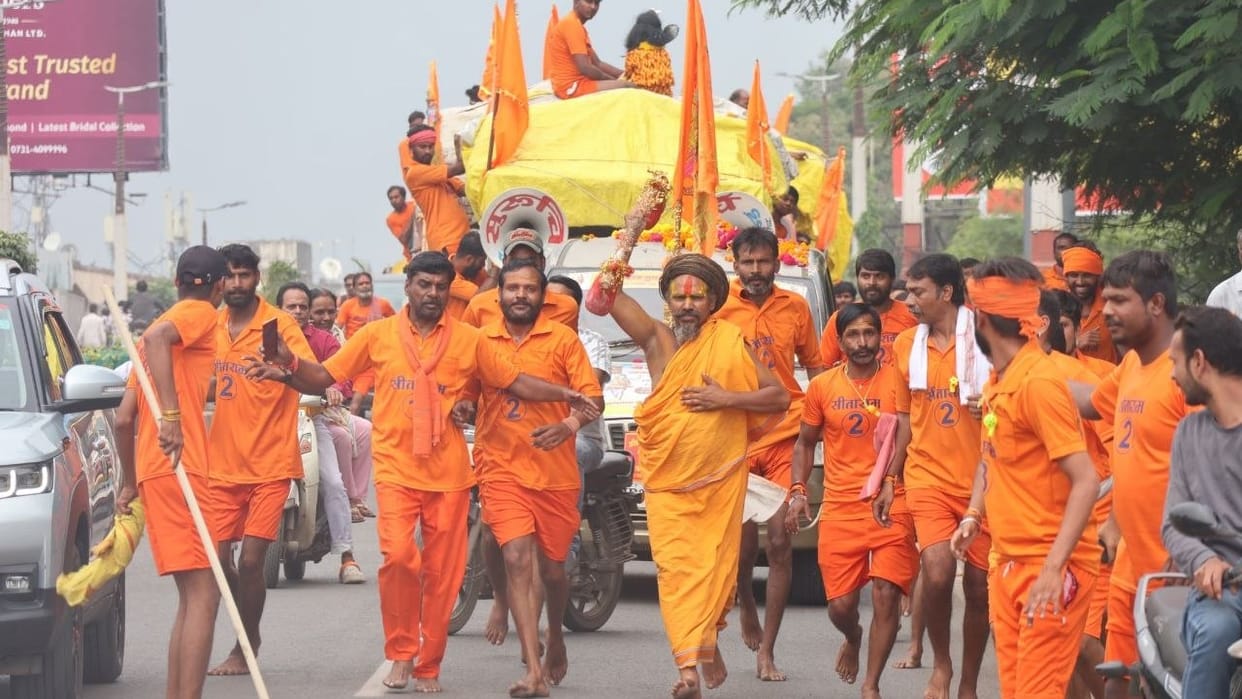 indore-news-dak-kanwar-yatra-from-rameshwaram-completed