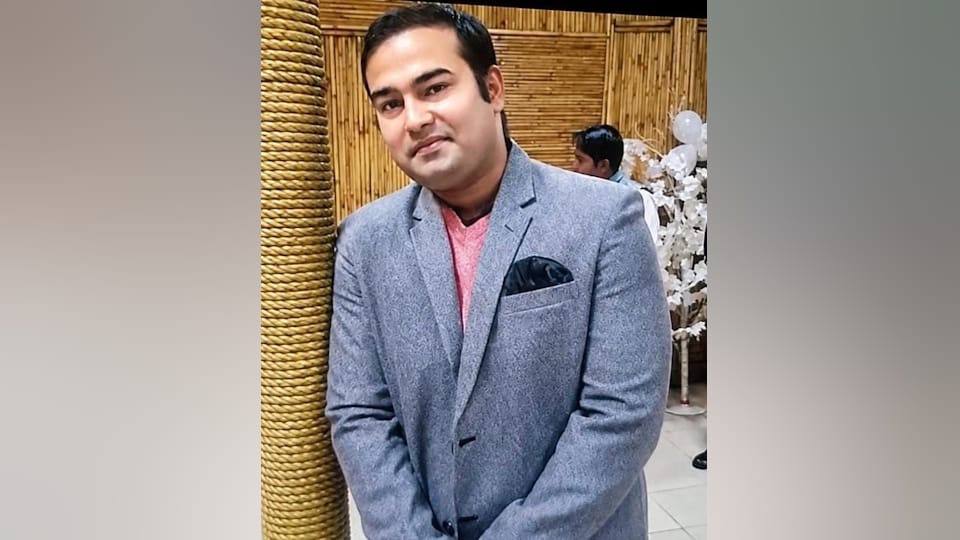 Lucknow Double Murder and Suicide case Sitapur Advocate Had Provided Firearms to Bank Officer Manas