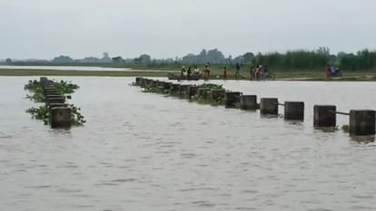 Floods in Badaun Ganga flowing above danger mark Ramganga and Aril rivers also swollen
