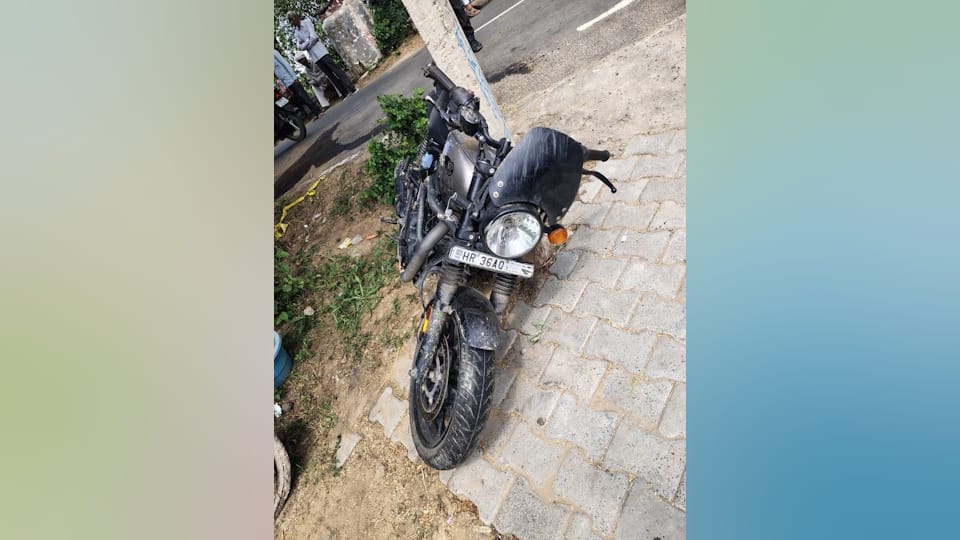 Two killed colleges feud in rewari Tape had been applied to bikes number plate to conceal identity