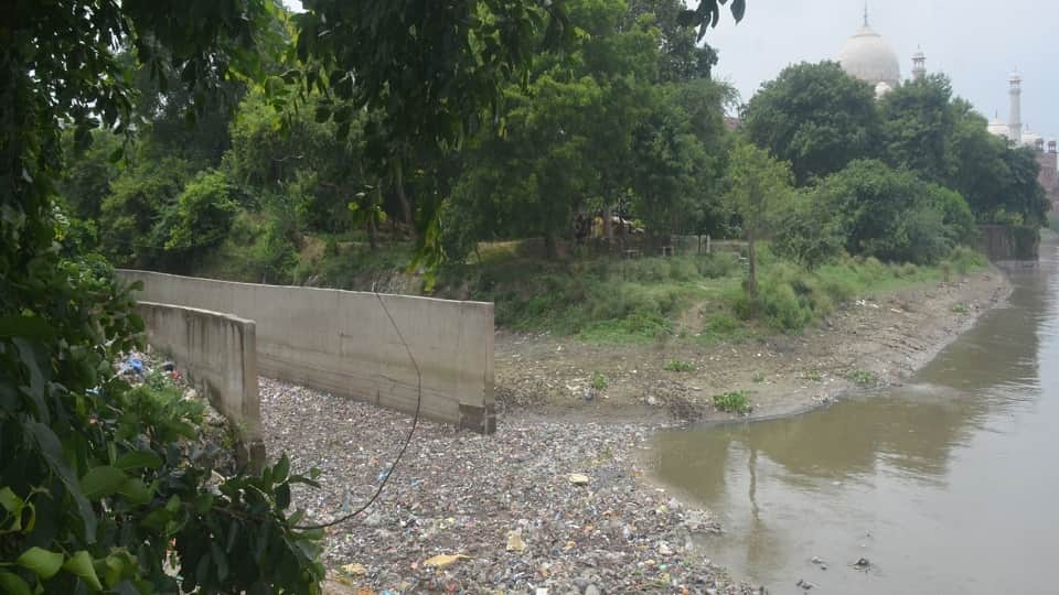 Open Drains Near Taj Mahal Mar Agra’s Tourism Image