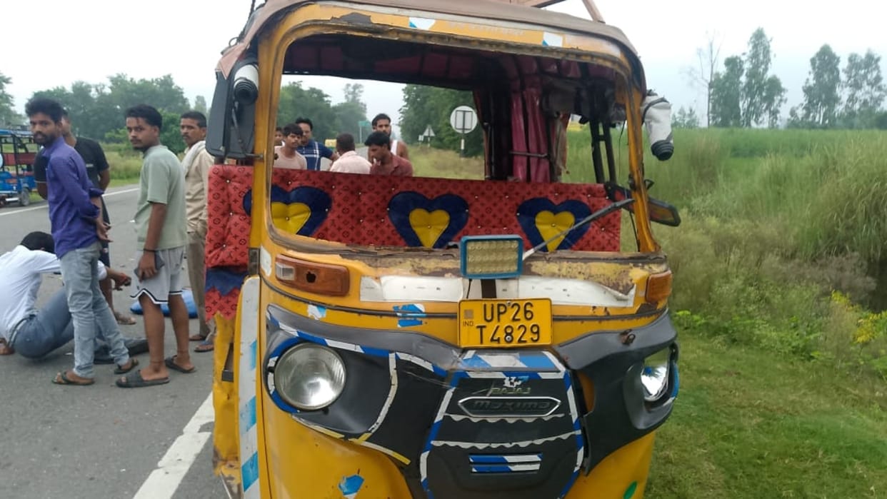 Five students injured after tempo overturns in Pilibhit