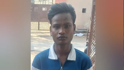 Man murders friend chops body into five pieces stuffs them into sack and dumps it in a manure pit in varanasi