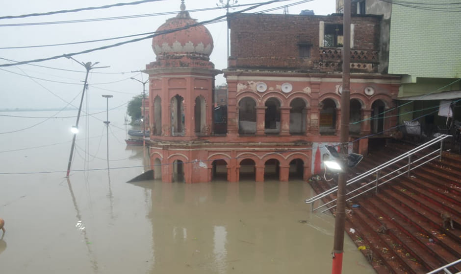 गंगा का जलस्तर बढ़ा