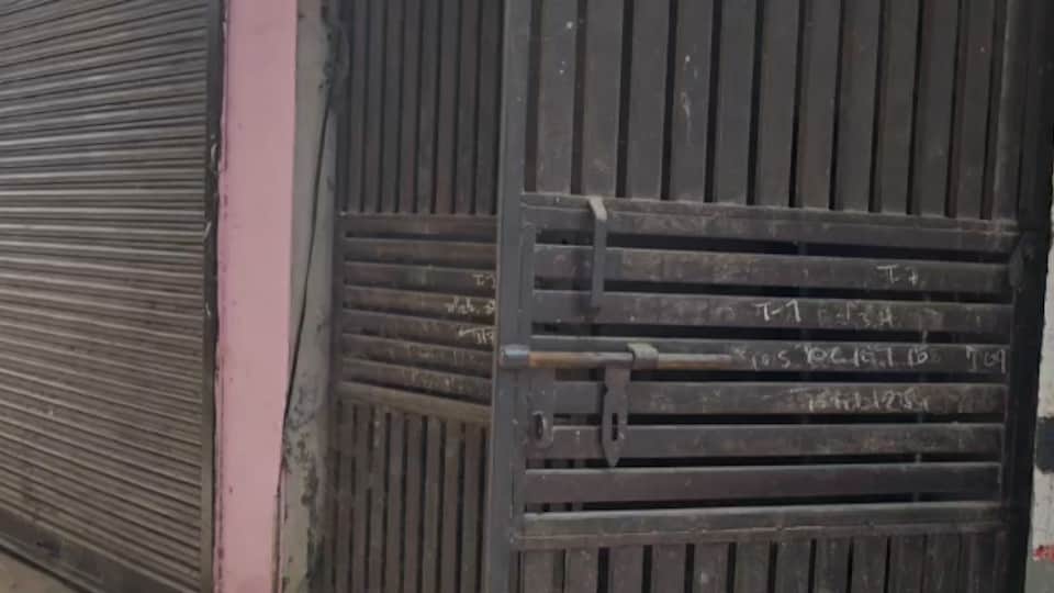 Depressed man kills wife and elder daughter in Ghaziabad see photos