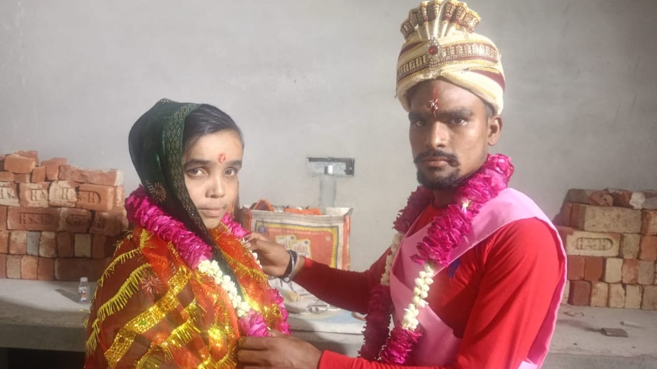 Muslim girl converted to another religion and married her lover in Bareilly
