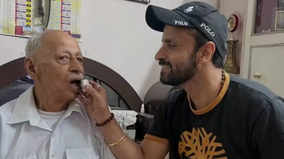 पिता के साथ राजीव ठाकुर