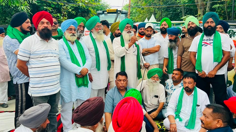 Farmers' three-day sit-in protest ends following ADM's assurance