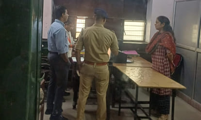 Kanpur: Crime Branch raids RTO office; 22 touts nabbed; drone surveillance covers every corner
