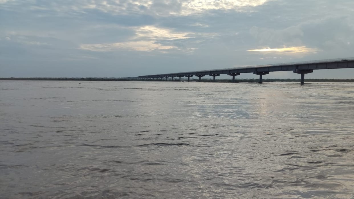 bridge worth Rs 279 crore is stuck in the changing course of the Sharda River in Pilibhit
