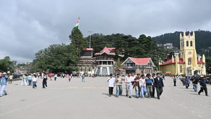 कमजोर पड़ा मानसून, शिमला में खिली धूप।