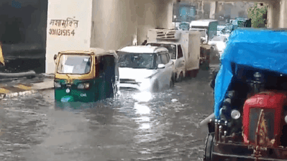 Delhi Airport total 14 flight diverted due to heavy rain in Delhi-NCR