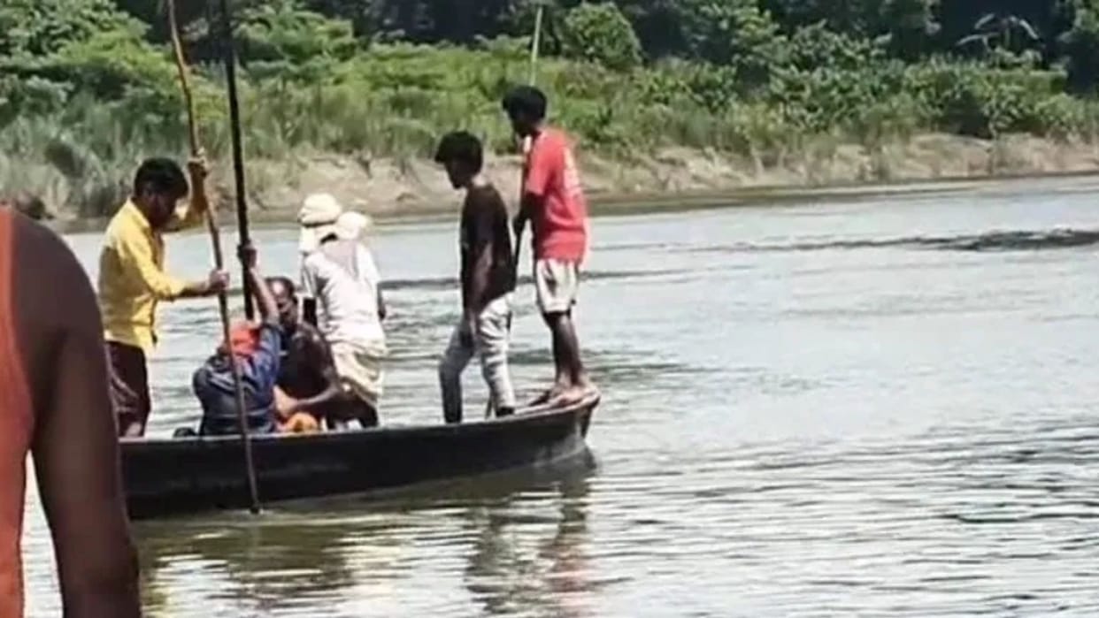 Muzaffarpur Bihar news: two minor boy drown in budhi gandak river for shravani monay rituals