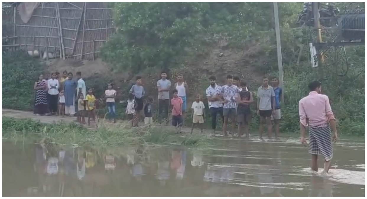begusarai bachhwara zamindari dam breach ganga water level flood rani panchayat