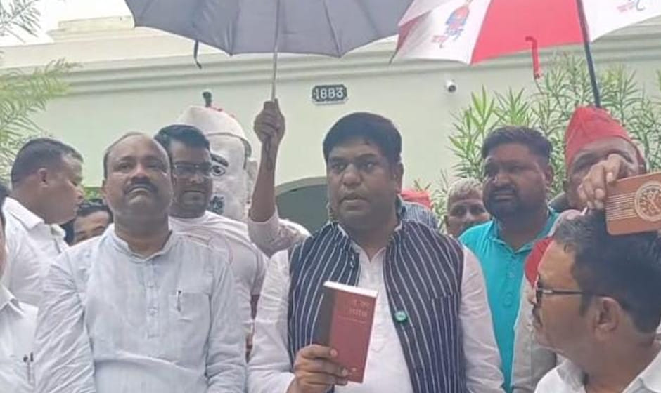 Jalaun: FIR registered against 77 individuals, including VIP supremo Mukesh Sahani