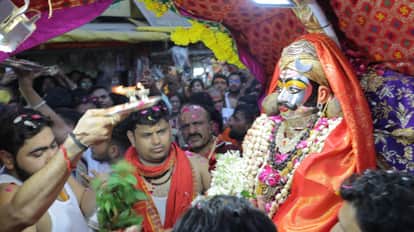 नगर भ्रमण पर निकले बाबा महाकाल