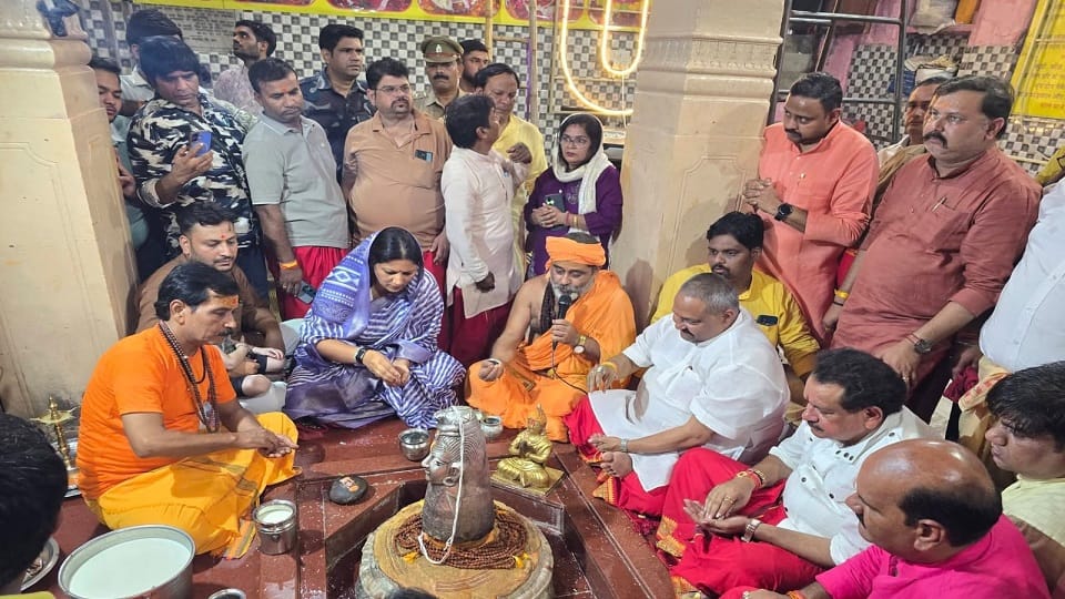 Prithvinath Mahadev Temple Echoes with Devotees on Sawan Monday