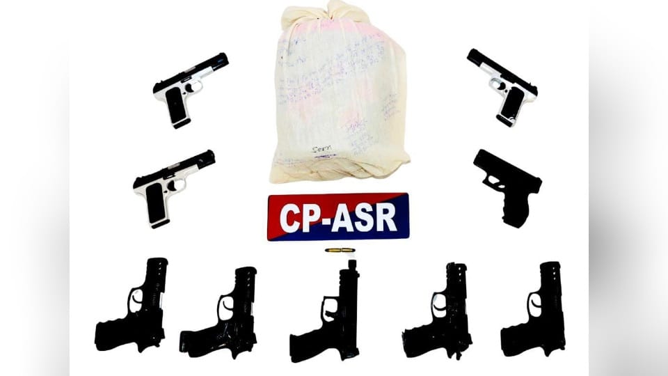 Amritsar Commissionerate Police dismantles three illegal arms drug trafficking network five arrest
