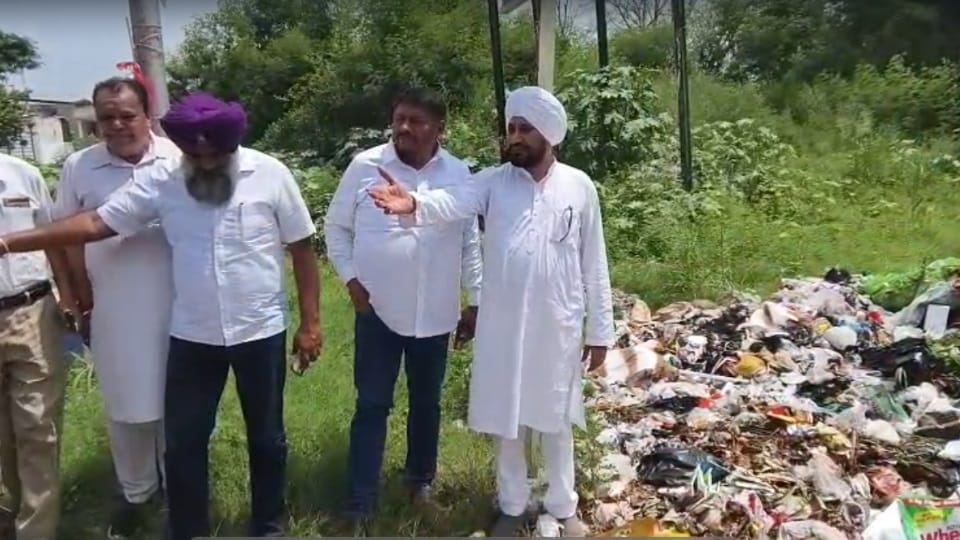 Punjab Sanitation workers strike Charanjit Channi Pargat Singh target government in Jalandhar