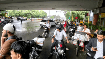 Delhi Airport total 14 flight diverted due to heavy rain in Delhi-NCR