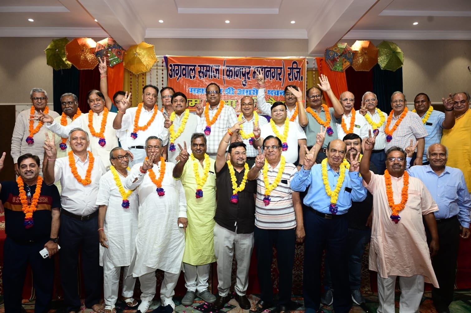द्विवार्षिक चुनाव के परिणाम देर रात घोषित