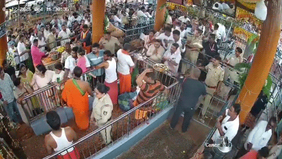 Karnataka BJP MLA's Daughter Accused of Slapping Woman Police Officer at Temple