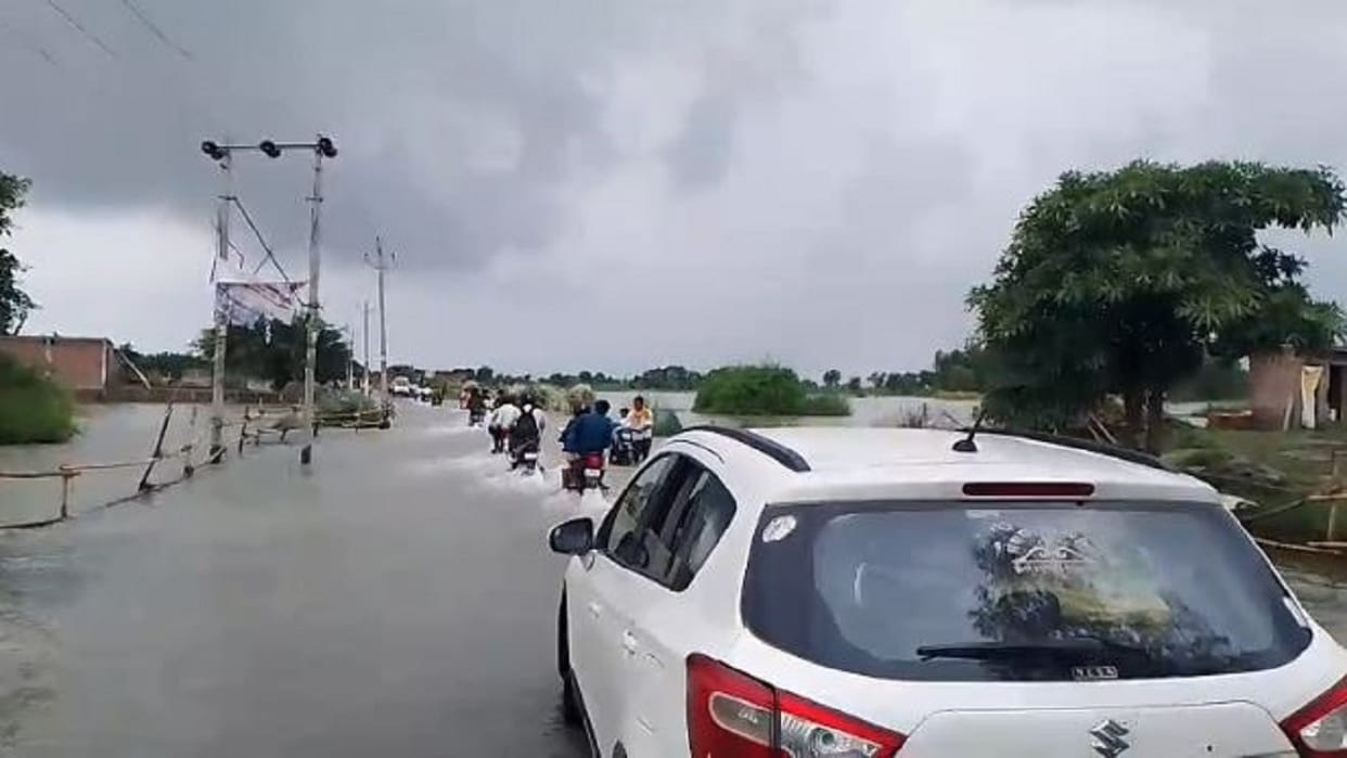 Flood in Shahjahanpur due to rise water lever of Ganga and Ramganga rivers