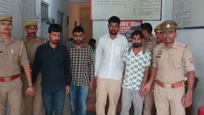 पुलिस की गिरफ्त में आरोपी