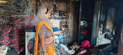 पूजा के दीपक से घर में लगी आग