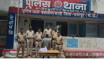 पुलिस की गिरफ्त में आरोपी