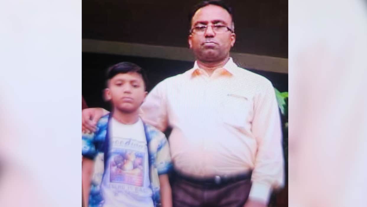 Father and son die of electrocution while decorating in Varanasi
