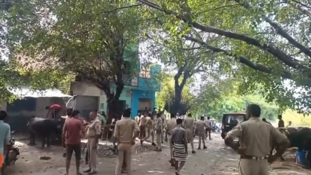 पीलीभीत: हमलावरों ने विवाद के बाद शराब सेल्समैन को मारी गोली, गंभीर हालत में जिला अस्पताल रेफर