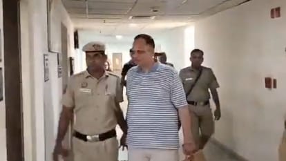 सत्येंद्र जैन कोर्ट में पेश