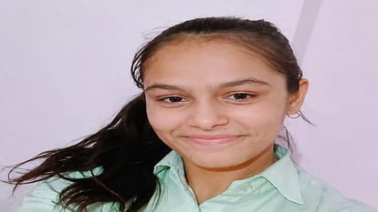 शिवानी का फाइल फोटो