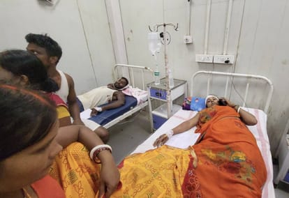 दो पक्षों के बीच खूनी संघर्ष, घायलों का उपचार जारी।