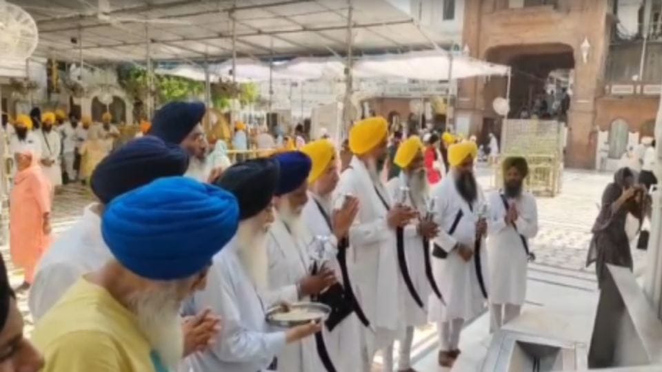 अकाल तख्त साहिब के समक्ष पहुंचे सिख संगठन
