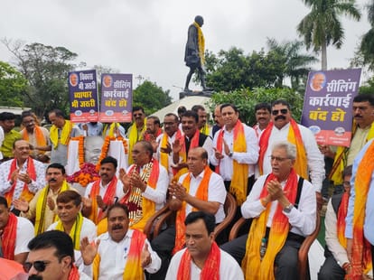 व्यपारियों का विरोध