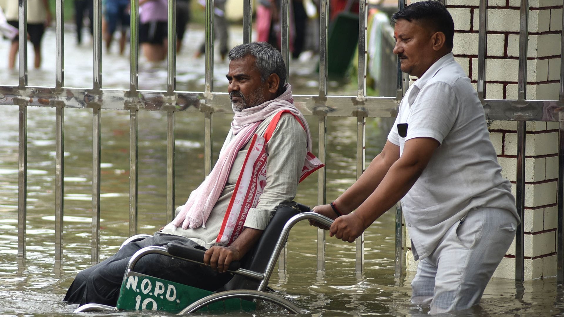 rain in Banaras latest photos of waterlogging in homes shops and at railway station airport