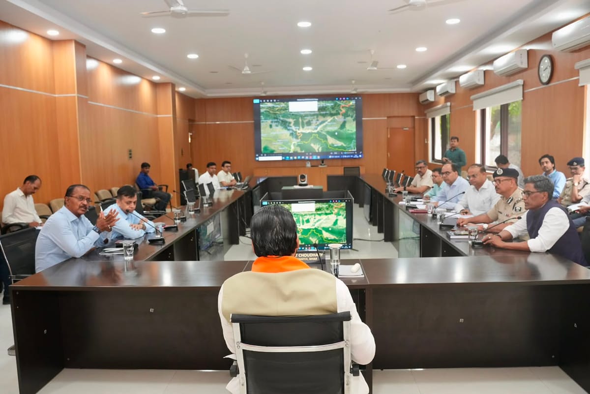 बिहार: फ्लैश फ्लड के खतरे से प्रदेश में अलर्ट, CM ने की अपात बैठक, तैयारियां की तेज; NDRF व SDRF की  तैनाती
