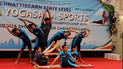 धमतरी की बेटियों ने पैरा योगासन में लहराया परचम