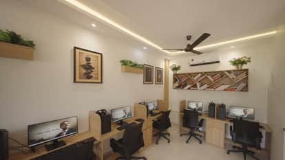 गुरुकुल महाविद्यालय में अदाणी फाउंडेशन की पहल के तहत आधुनिक कंप्यूटर लैब की स्थापना की गई।