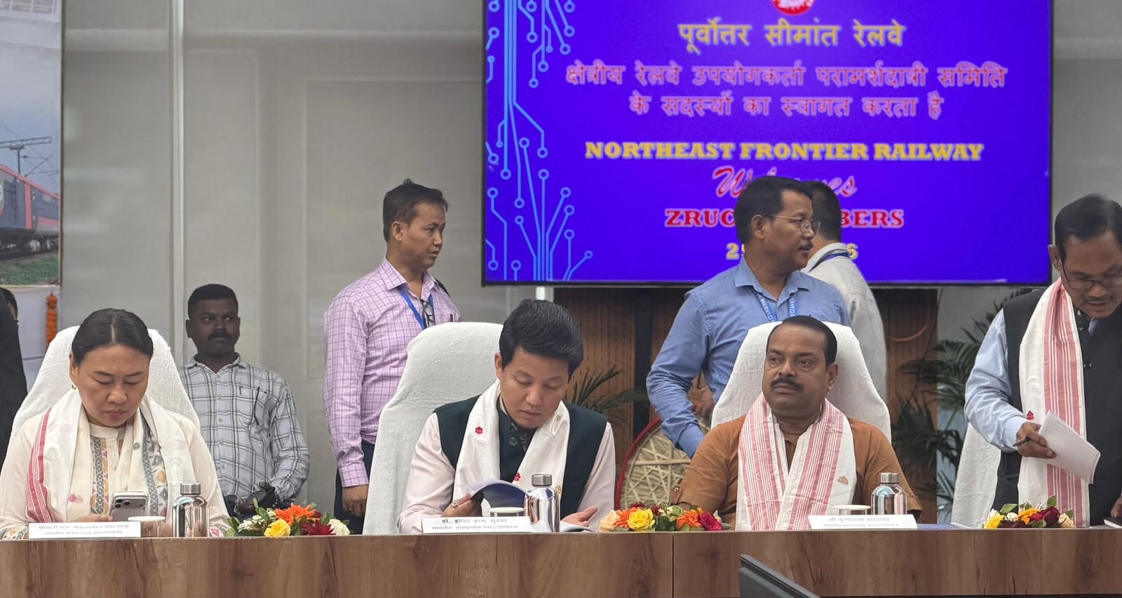 पूर्वोत्तर में रेलवे के विकास पर जोर